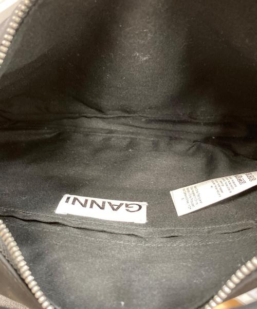 GANNI（ガニー）GANNI (ガニー) Knot Baguette ショルダーバッグ 5719 ブラックの古着・服飾アイテム