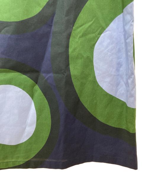marimekko（マリメッコ）marimekko (マリメッコ) 総柄ノースリーブワンピース　52184-1-46183 グリーン×ネイビー サイズ:36の古着・服飾アイテム