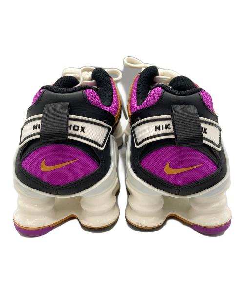 NIKE（ナイキ）NIKE (ナイキ) Women's Shox Nova AT8046-002 Black Orange Violet サイズ:23の古着・服飾アイテム