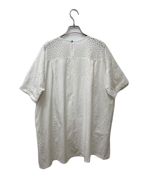 ourhome（アワホーム）ourhome (アワホーム) カットレース使いの長め丈カットソー C146053 ホワイト サイズ:FREEの古着・服飾アイテム