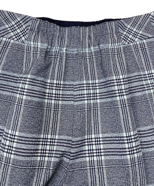 BURBERRY BLUE LABEL（バーバリー ブルー レーベル）BURBERRY BLUE LABEL (バーバリーロンドンブルーレーベル) ショートパンツ 55R25-325-29 ブルー サイズ:36の古着・服飾アイテム