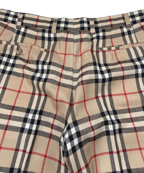 Burberry's（バーバリー）Burberry's (バーバリーズ) パンツ WE542-507-50 ベージュ サイズ:82の古着・服飾アイテム