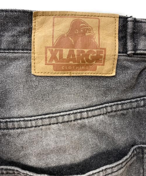 X-LARGE（エクストララージ）X-LARGE (エクストララージ) FADED BAGGY DENIM PANTS　101244031009 ブラック サイズ: 81cm (W32)の古着・服飾アイテム