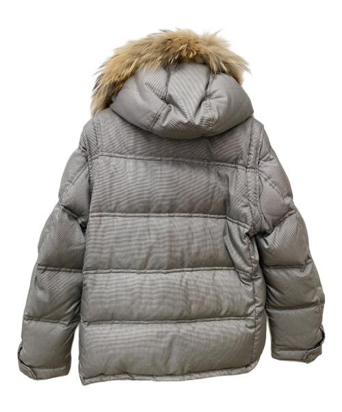 BURBERRY BLACK LABEL（バーバリーブラックレーベル）BURBERRY BLACK LABEL (バーバリーブラックレーベル) 2WAYファー付ダウンジャケット BMP26-325-06 グレー サイズ:Lの古着・服飾アイテム