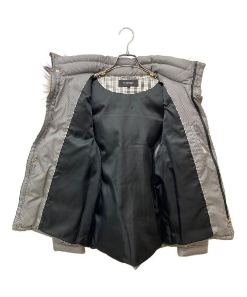 BURBERRY BLACK LABEL（バーバリーブラックレーベル）BURBERRY BLACK LABEL (バーバリーブラックレーベル) 2WAYファー付ダウンジャケット BMP26-325-06 グレー サイズ:Lの古着・服飾アイテム