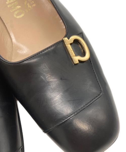 Salvatore Ferragamo（サルヴァトーレ フェラガモ）Salvatore Ferragamo (サルヴァトーレ フェラガモ) ガンチーニ スクエアトゥパンプス ブラック サイズ:6Dの古着・服飾アイテム