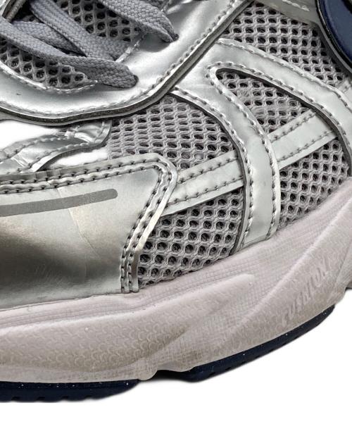 NIKE（ナイキ）NIKE (ナイキ) V2K RUN HJ4497-002 グレー サイズ:29の古着・服飾アイテム