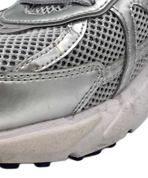 NIKE（ナイキ）NIKE (ナイキ) V2K RUN HJ4497-002 グレー サイズ:29の古着・服飾アイテム