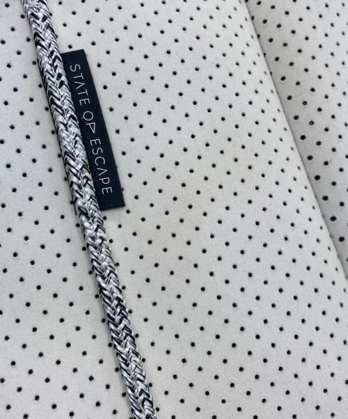 STATE OF ESCAPE（ステイトオブエスケープ）STATE OF ESCAPE (ステイトオブエスケープ) トートバッグ ホワイトの古着・服飾アイテム