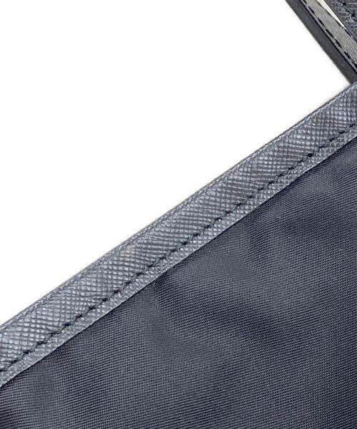 PRADA（プラダ）PRADA (プラダ) ロボットモデルナイロントートバッグ ブラックの古着・服飾アイテム