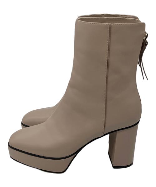 JILLSTUART shoe（ジルスチュアート）JILLSTUART shoe (ジルスチュアート) プラットフォームショートブーツ 6476 ベージュ サイズ:23 1/2の古着・服飾アイテム
