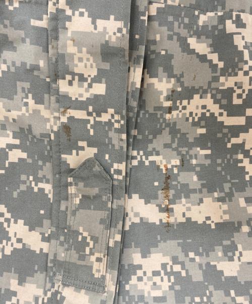 US ARMY（ユーエスアーミー）US ARMY (ユーエスアーミー) ECWCS UNIVERSAL CAMO GORE-TEX PARKA グリーン サイズ:SMALL-SHORT (S)の古着・服飾アイテム