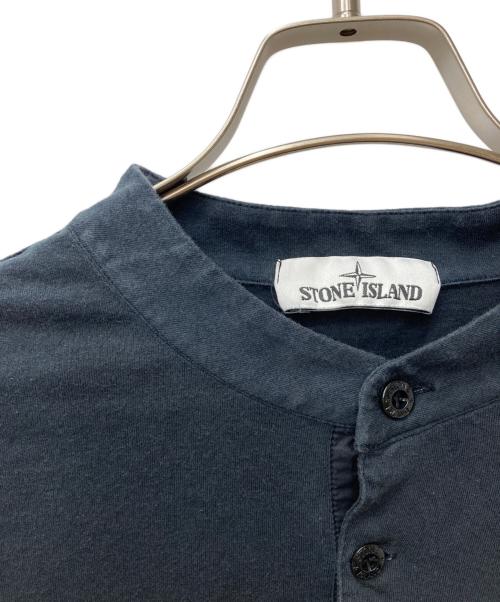 STONE ISLAND（ストーンアイランド）STONE ISLAND (ストーンアイランド) ヘンリーネックカットソー　721522157 ネイビー サイズ:Lの古着・服飾アイテム