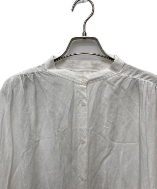 FRAMeWORK（フレームワーク）FRAMeWORK (フレームワーク) シアーリネンポンチョブラウス ホワイト サイズ:Freeの古着・服飾アイテム