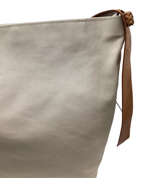 Kamaro'an（カマロアン）Kamaro'an (カマロアン) キャンバス ワンハンドルショルダーバッグ ベージュの古着・服飾アイテム