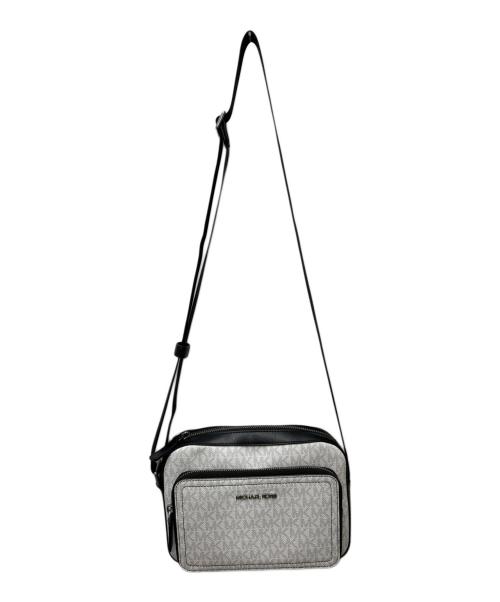 MICHAEL KORS（マイケル・コース）MICHAEL KORS (マイケル・コース) COOPER ペブルレザー ユーティリティ クロスボディ 37F4LCOC6U ホワイト×ブラックの古着・服飾アイテム