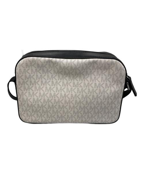 MICHAEL KORS（マイケル・コース）MICHAEL KORS (マイケル・コース) COOPER ペブルレザー ユーティリティ クロスボディ 37F4LCOC6U ホワイト×ブラックの古着・服飾アイテム