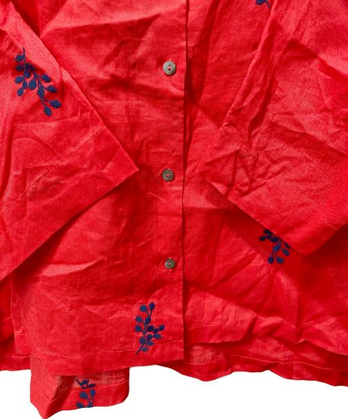nop de nod（ノップドゥノッド）nop de nod (ノップドゥノッド) Ciel ユーカリ刺繍シャツ レッド サイズ:Mの古着・服飾アイテム