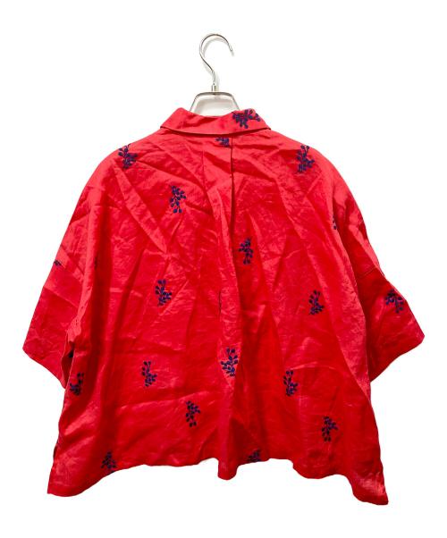 nop de nod（ノップドゥノッド）nop de nod (ノップドゥノッド) Ciel ユーカリ刺繍シャツ レッド サイズ:Mの古着・服飾アイテム