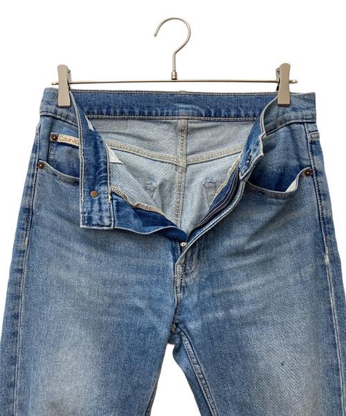 Calvin Klein（カルバンクライン）Calvin Klein (カルバンクライン) ストレートデニムパンツ 40TM7325 インディゴ サイズ:28の古着・服飾アイテム