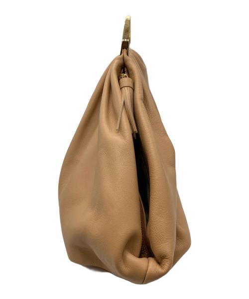 the VOLON（ザ ヴォロン）the VOLON (ザ ヴォロン) クラッチバッグ B20 841 411 ベージュの古着・服飾アイテム