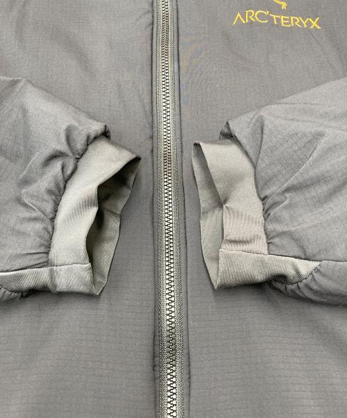 ARC'TERYX（アークテリクス）ARC'TERYX (アークテリクス) BEAMS (ビームス) BEAMS LOGO ATOM AR HOODY 28176-130902 ブラック サイズ:Sの古着・服飾アイテム