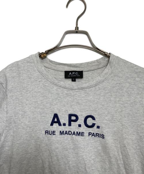 A.P.C.（アーペーセー）A.P.C. (アーペーセー) 刺繍ロゴTシャツ グレー サイズ:Sの古着・服飾アイテム