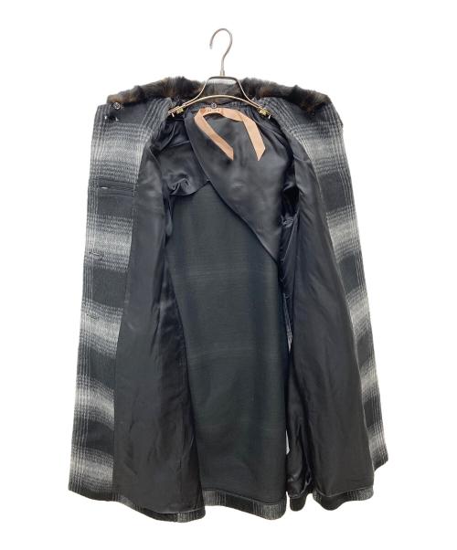 N°21（ヌメロヴェントゥーノ）N°21 (ヌメロヴェントゥーノ) ファー襟付きコート 241-I-N013-3063 ブラック×グレー サイズ:38の古着・服飾アイテム