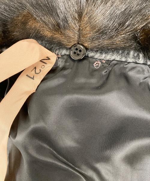 N°21（ヌメロヴェントゥーノ）N°21 (ヌメロヴェントゥーノ) ファー襟付きコート 241-I-N013-3063 ブラック×グレー サイズ:38の古着・服飾アイテム