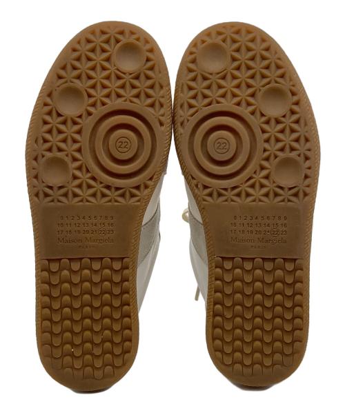 Maison Margiela（メゾンマルジェラ）Maison Margiela (メゾンマルジェラ) REPLICA ジャーマントレーナー ホワイト サイズ:35の古着・服飾アイテム