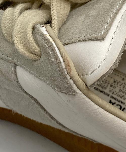 Maison Margiela（メゾンマルジェラ）Maison Margiela (メゾンマルジェラ) REPLICA ジャーマントレーナー ホワイト サイズ:35の古着・服飾アイテム