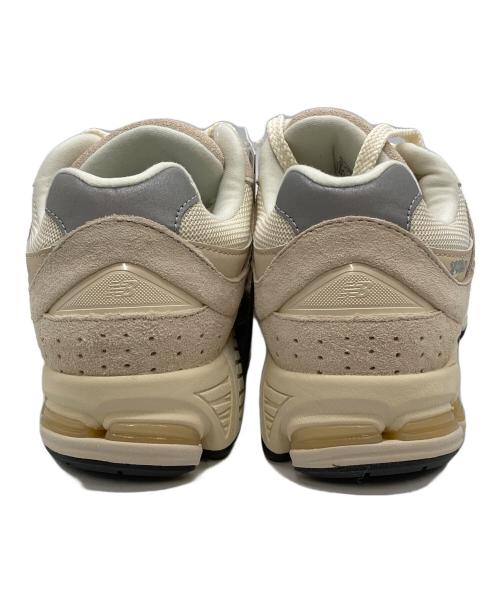 NEW BALANCE（ニューバランス）NEW BALANCE (ニューバランス) スニーカー M2002RCC アイボリー サイズ:23 未使用品の古着・服飾アイテム