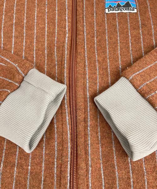 Patagonia（パタゴニア）Patagonia (パタゴニア) キルトアゲインジャケット 20300F8 ブラウン サイズ:Mの古着・服飾アイテム