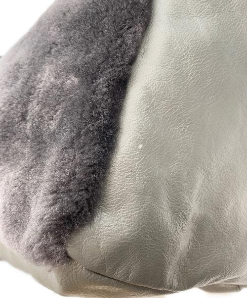 OWEN BARRY（オーエンバリー）OWEN BARRY (オーエンバリー) ムートンバッグ グレーの古着・服飾アイテム