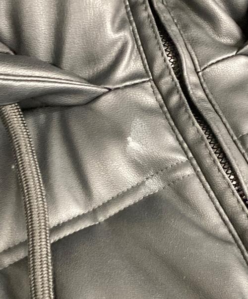 ZARA（ザラ）ZARA (ザラ) フェイクレザー中綿ジャケット 3046/210/800 ブラック サイズ:Mの古着・服飾アイテム