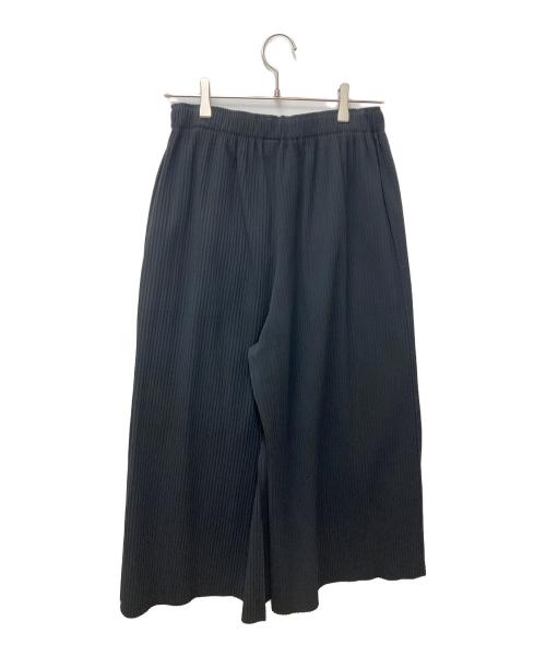 me ISSEY MIYAKE（ミーイッセイ ミヤケ）me ISSEY MIYAKE (ミーイッセイ ミヤケ) FINE KNIT PLEATS MI52KF208 ブラック サイズ:サイズ表記なしの古着・服飾アイテム