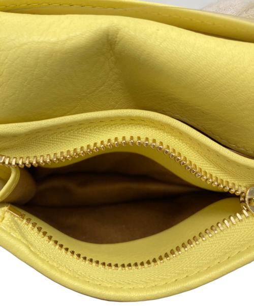 IL BISONTE（イル ビゾンテ）IL BISONTE (イル ビゾンテ) 2つ折り財布　ssw014 pv0001 イエローの古着・服飾アイテム