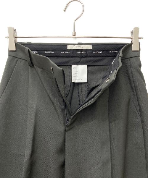 OHOTORO（オオトロ）OHOTORO (オオトロ) Forte Slacks (FW) グレー サイズ:Short Small 未使用品の古着・服飾アイテム