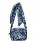 GANNI（ガニー）の古着「フラワープリントショルダーバッグ」｜ブルー×ブラック