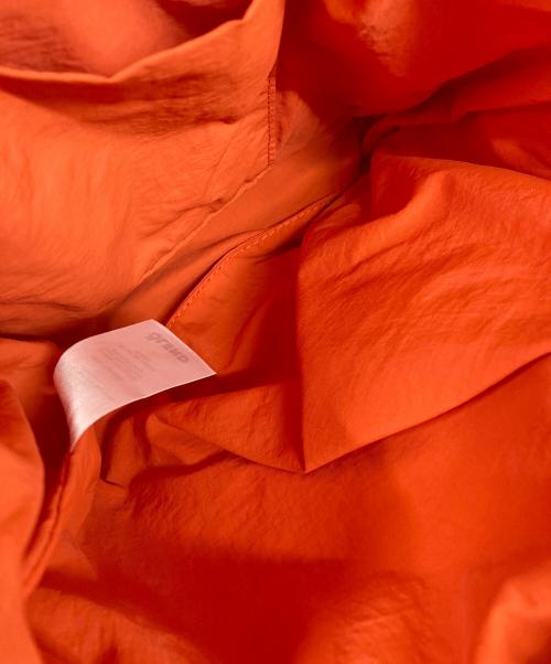 olend（オレンド）olend (オレンド) Compact Ona Soft Bag オレンジの古着・服飾アイテム