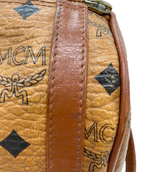 MCM（エムシーエム）MCM (エムシーエム) 筒形ショルダーバッグ オレンジの古着・服飾アイテム