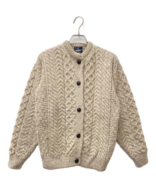 aran WOOLLEN MILLS（アラン ウーレンミルズ）aran WOOLLEN MILLS (アラン ウーレンミルズ) ケーブル編み丸首カーディガン ベージュ サイズ:表記なしの古着・服飾アイテム