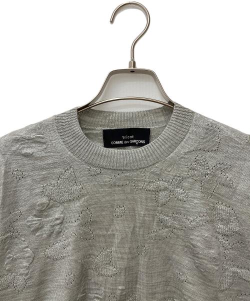 tricot COMME des GARCONS（トリココムデギャルソン）tricot COMME des GARCONS (トリココムデギャルソン) 箔加工 エンボス クルーネックニット TA-N001 グレー サイズ:表記なしの古着・服飾アイテム