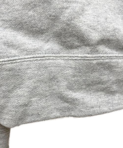 PLAY COMME des GARCONS（プレイコムデギャルソン）PLAY COMME des GARCONS (プレイコムデギャルソン) ハートロゴジップパーカー AZ-T167 グレー サイズ:Sの古着・服飾アイテム