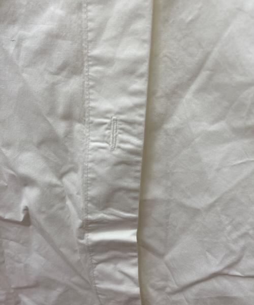 MM6 Maison Margiela（エムエムシックスメゾンマルジェラ）MM6 Maison Margiela (エムエムシックスメゾンマルジェラ) ベルト付き長袖シャツ　S32DL0223 ホワイト サイズ:38の古着・服飾アイテム
