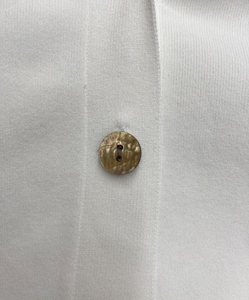 SOEJU（ソージュ）SOEJU (ソージュ) Vネックショートニットカーディガン ホワイト サイズ:Freeの古着・服飾アイテム