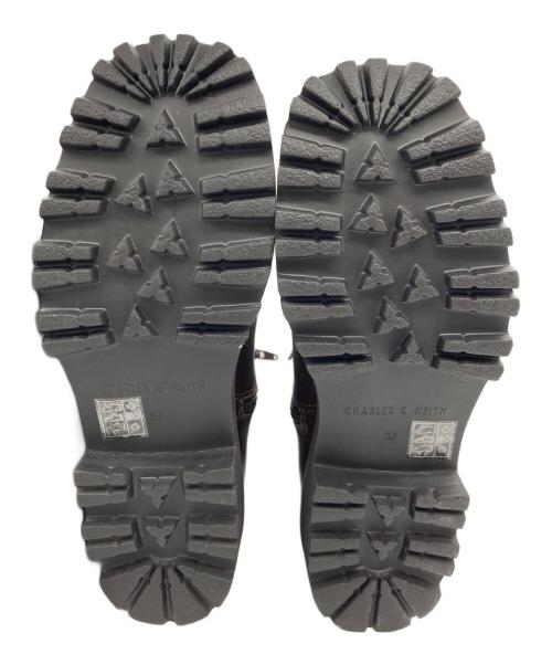 CHARLES & KEITH（チャールズアンドキース）CHARLES & KEITH (チャールズアンドキース) リンドン サイドジップアンクルブーツ　90920160 ブラウン サイズ:23.5の古着・服飾アイテム