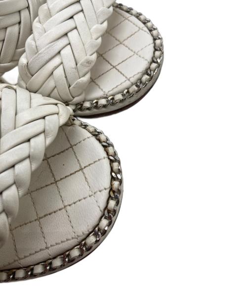 CHANEL（シャネル）CHANEL (シャネル) 編み込みレザーサンダル ホワイト サイズ:35 1/2の古着・服飾アイテム