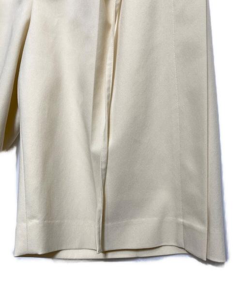 STUDIOUS（ステュディオス）STUDIOUS (ステュディオス) Side Folded Half Pants ベージュ サイズ:2の古着・服飾アイテム
