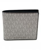 MICHAEL KORSマイケル・コース）の古着「2つ折り財布」｜ホワイト